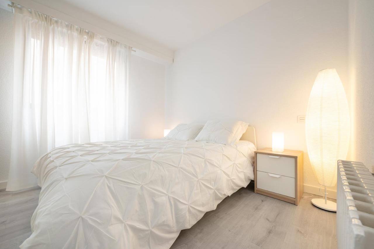 Apartamento Al Lado De La Romareda Zaragoza Exterior photo