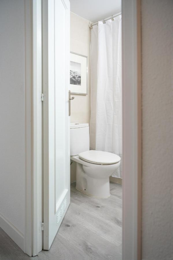 Apartamento Al Lado De La Romareda Zaragoza Exterior photo